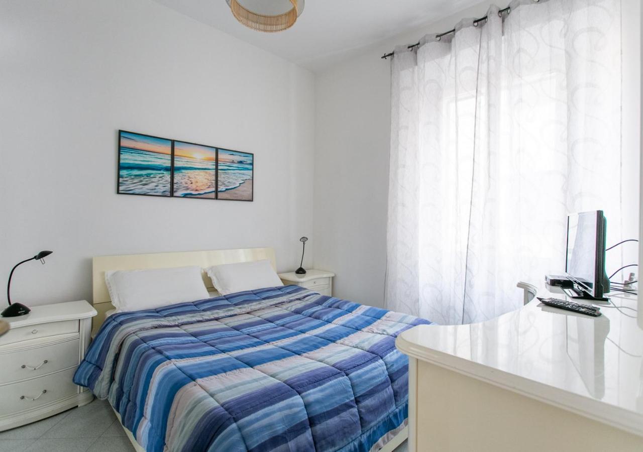 Апартаменты B-House Порто Санто Стефано Экстерьер фото
